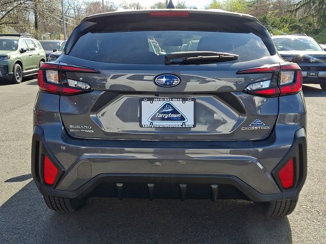 Used 2024 Subaru Crosstrek 2.0i AWD/4WD image 5