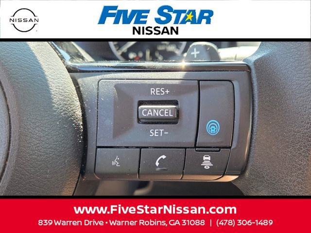 Used 2022 Nissan Rogue SV image 24
