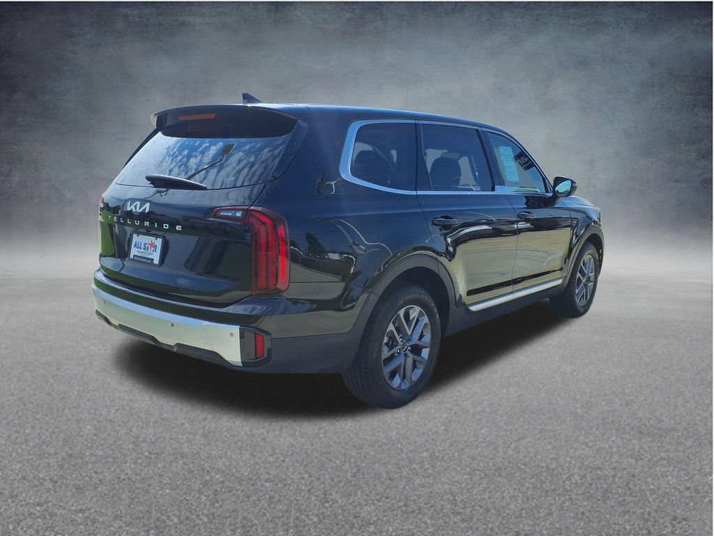 Used 2024 Kia Telluride LX FWD image 9