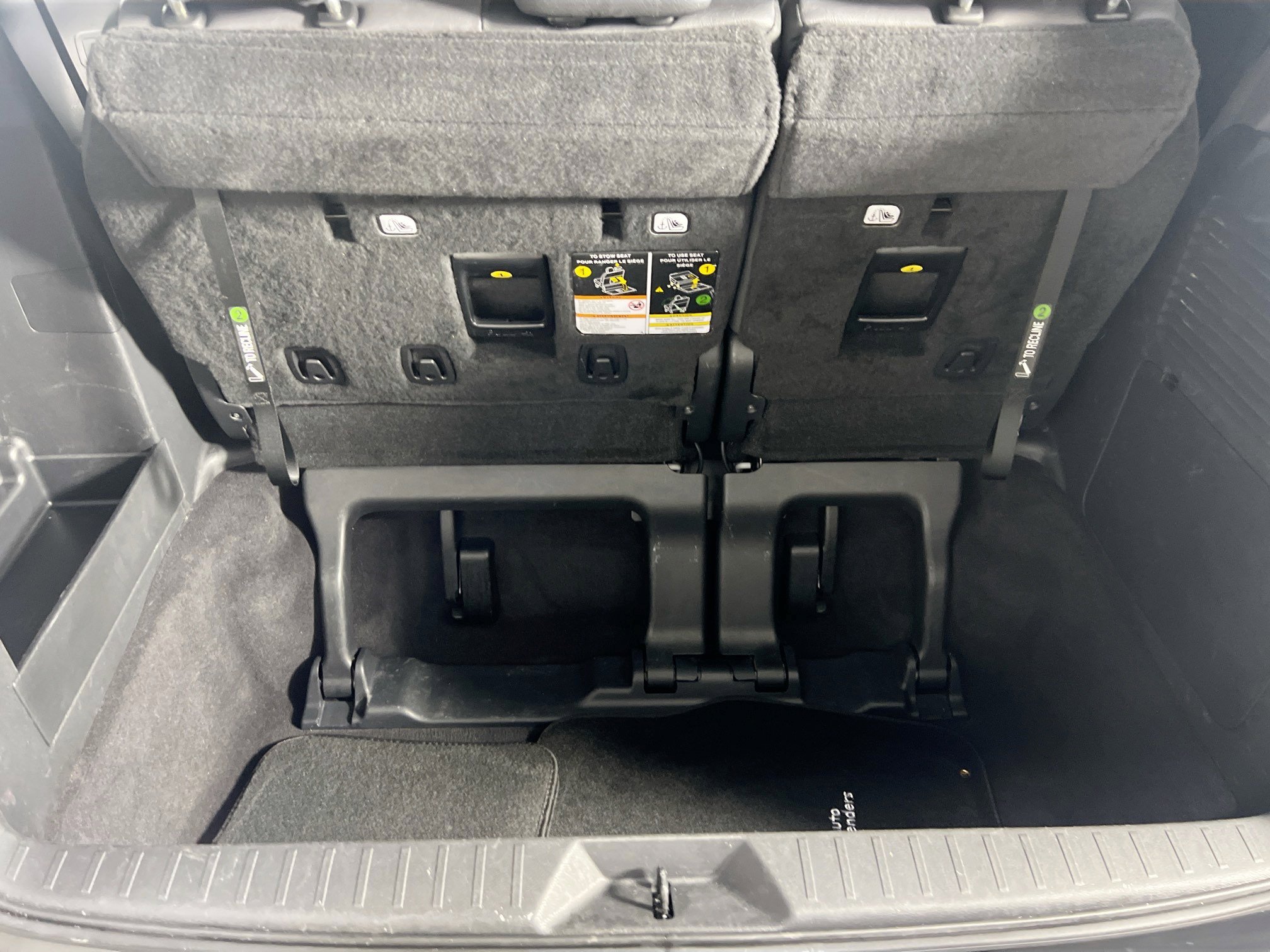 Used 2022 Toyota Sienna XSE image 27