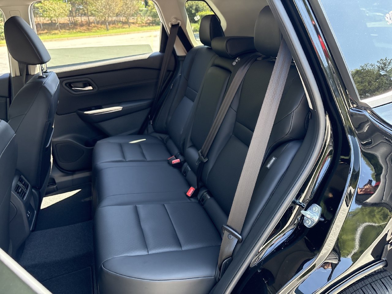 New 2026 Nissan Rogue Dark Armor FWD image 17