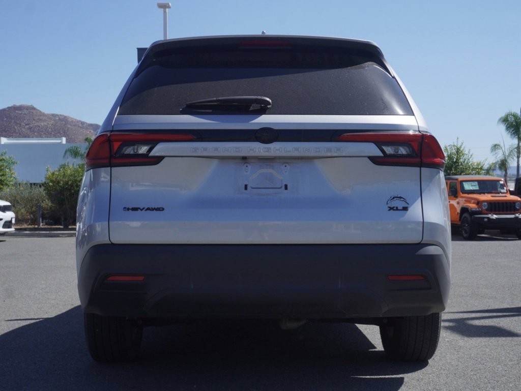 Used 2024 Toyota Grand Highlander XLE image 5