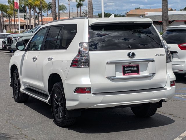 Used 2022 Lexus GX 460 Premium w/ Premium Plus Package image 8