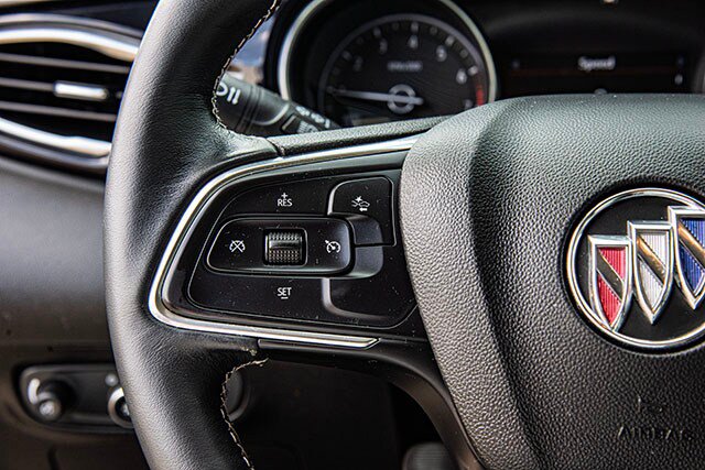 Used 2023 Buick Encore GX Preferred w/ Cold Weather Comfort Package FWD image 9