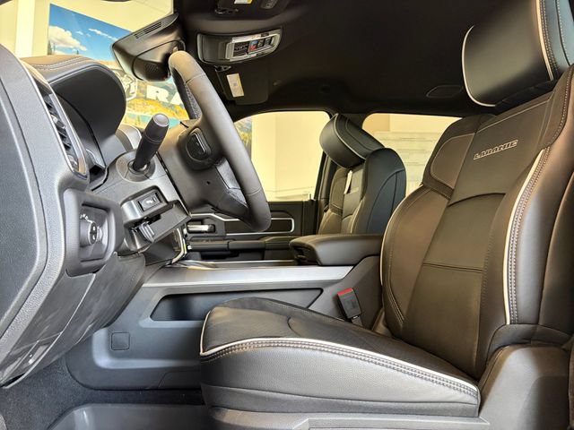 New 2026 RAM 2500 Laramie AWD/4WD image 13