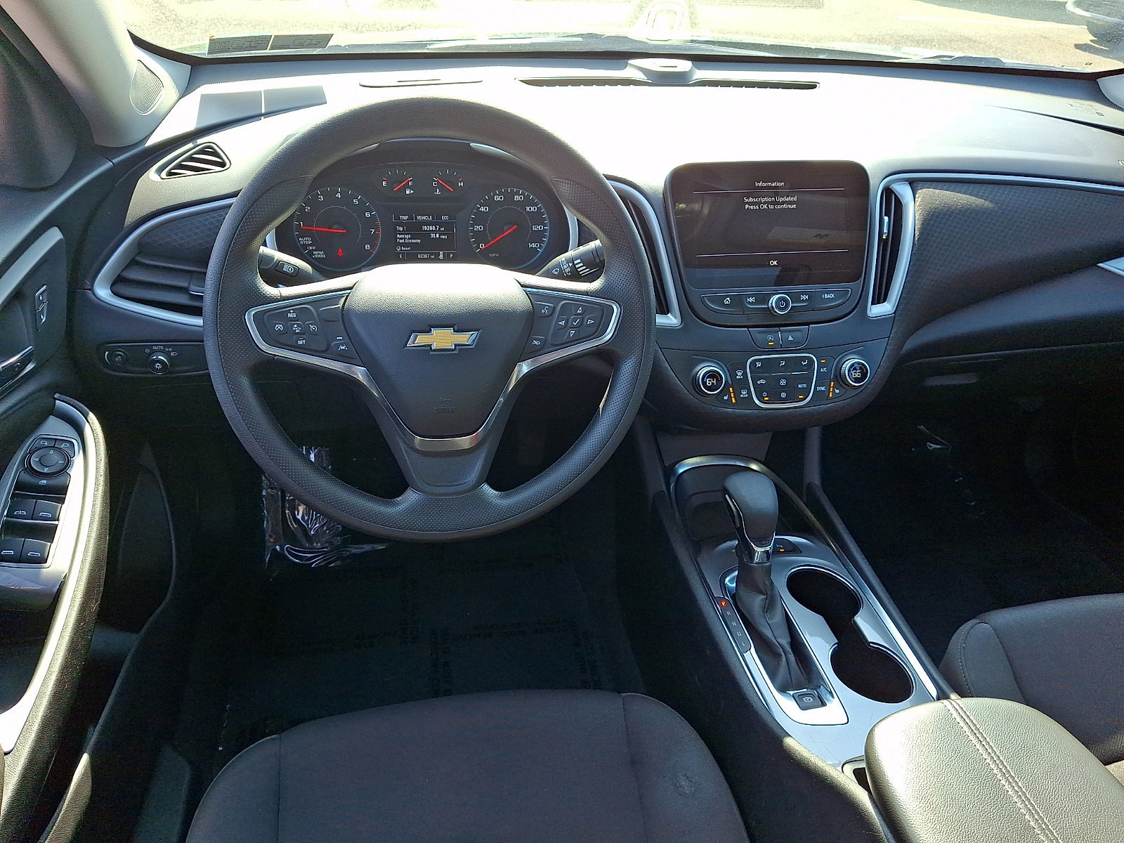 Used 2024 Chevrolet Malibu LT FWD image 11