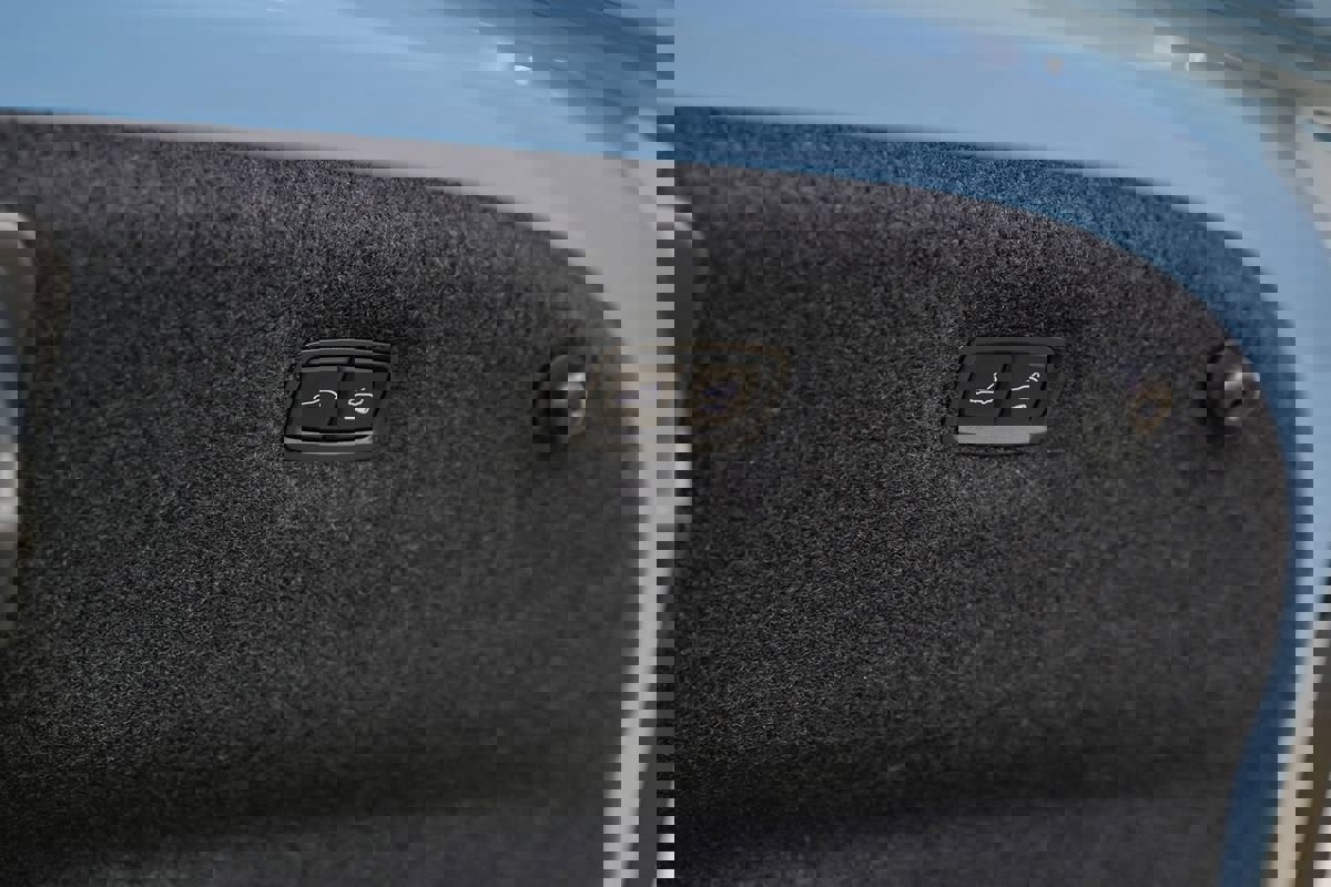 Used 2022 Porsche Taycan 4S image 55