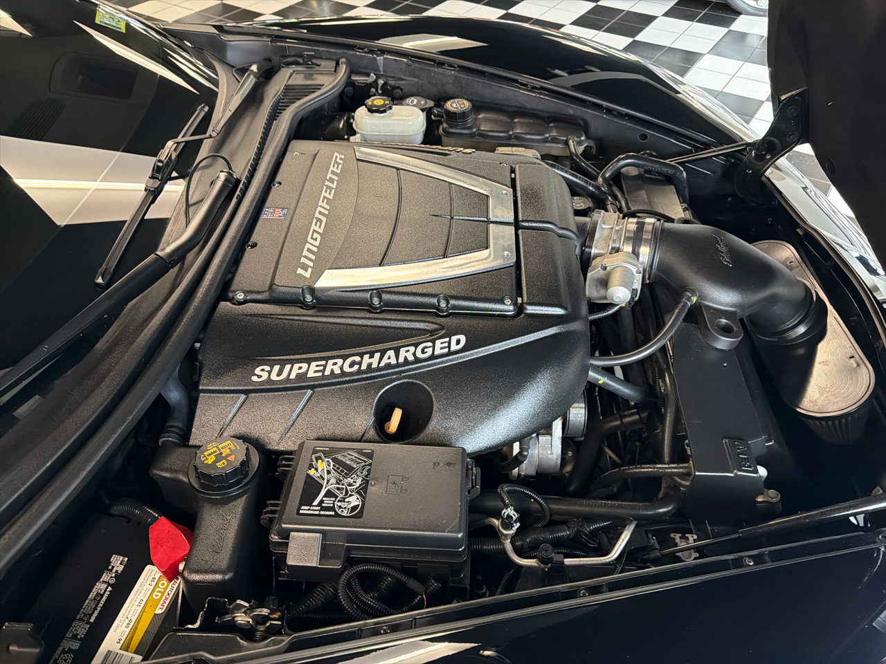 Used 2010 Chevrolet Corvette Grand Sport w/ Preferred Equipment Group image 19