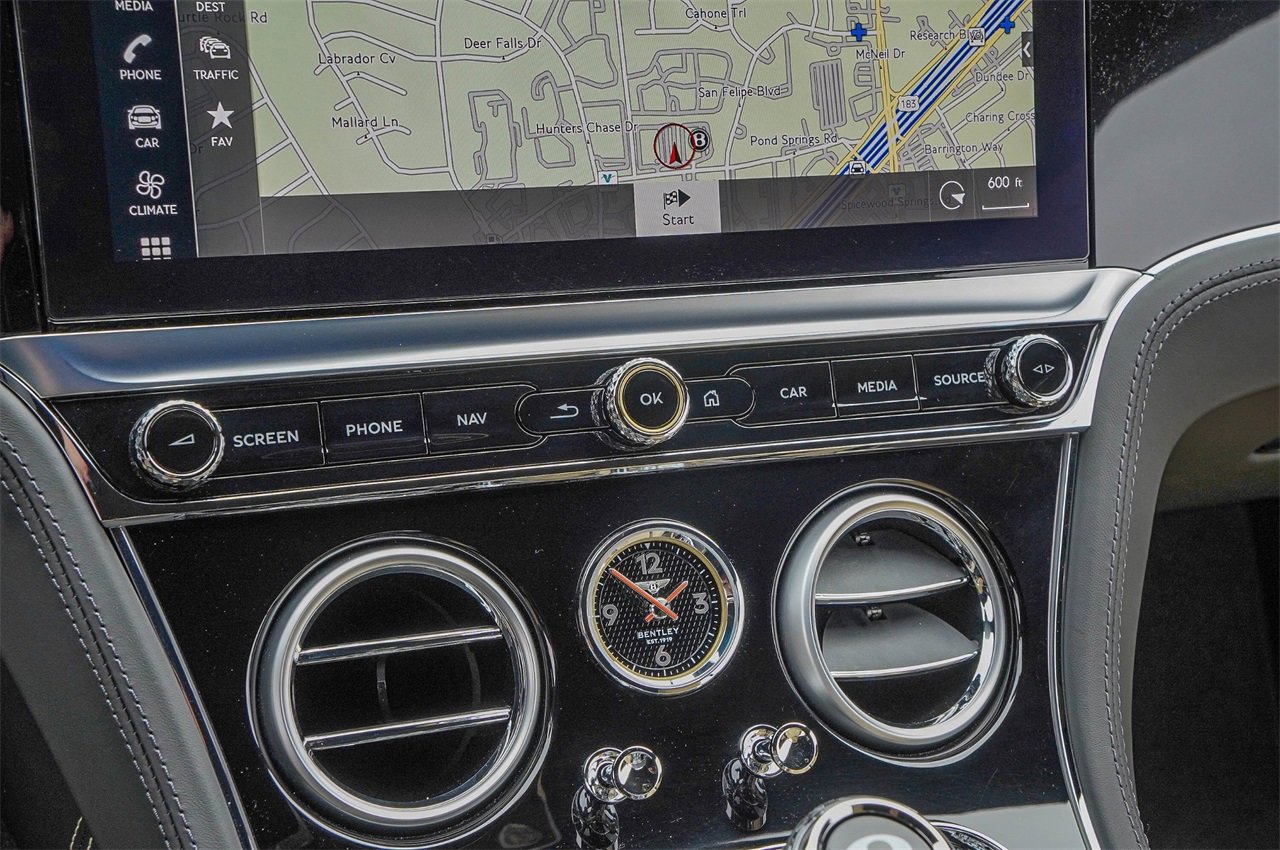 Used 2024 Bentley Continental GT image 29