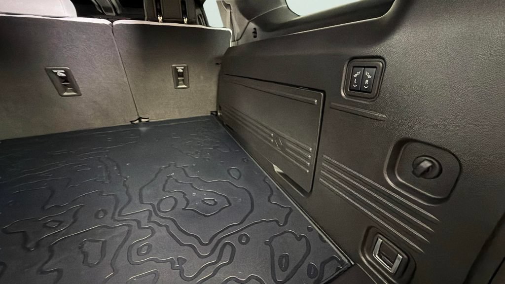 Certified 2025 GMC Hummer EV 3X AWD/4WD image 30