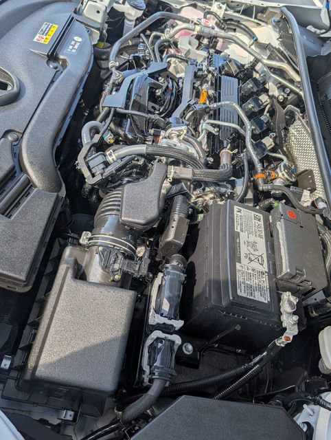 Used 2025 Toyota Corolla LE w/ Convenience Package image 21