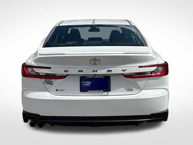 Used 2025 Toyota Camry SE FWD image 4