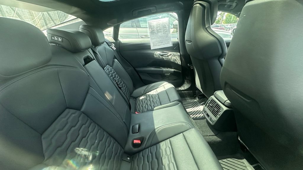 Used 2024 Audi e-tron GT Premium Plus AWD/4WD image 6