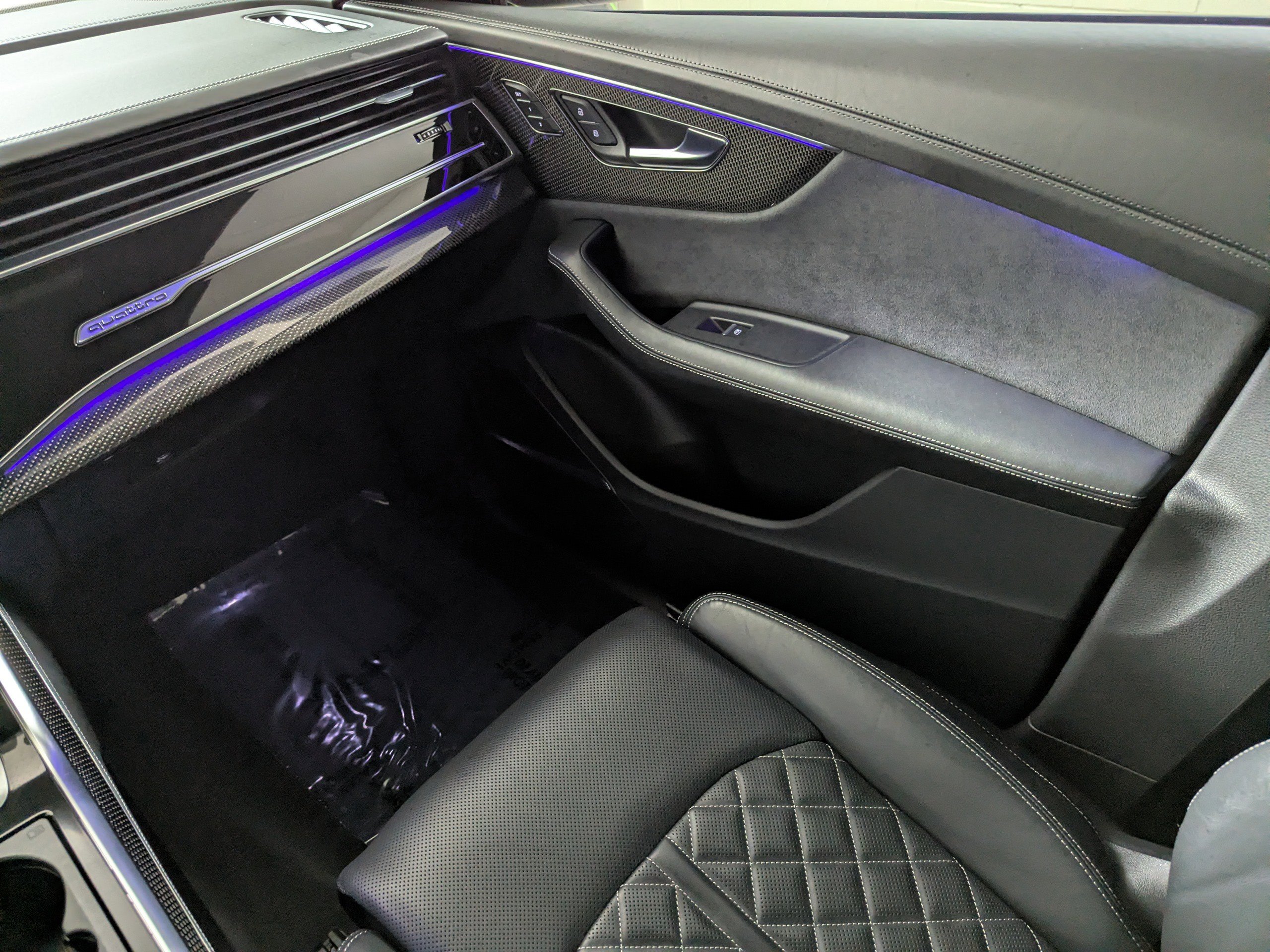 Used 2023 Audi SQ8 Prestige w/ Prestige Package image 11