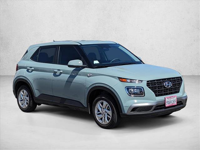 Certified 2026 Hyundai Venue SE FWD image 2