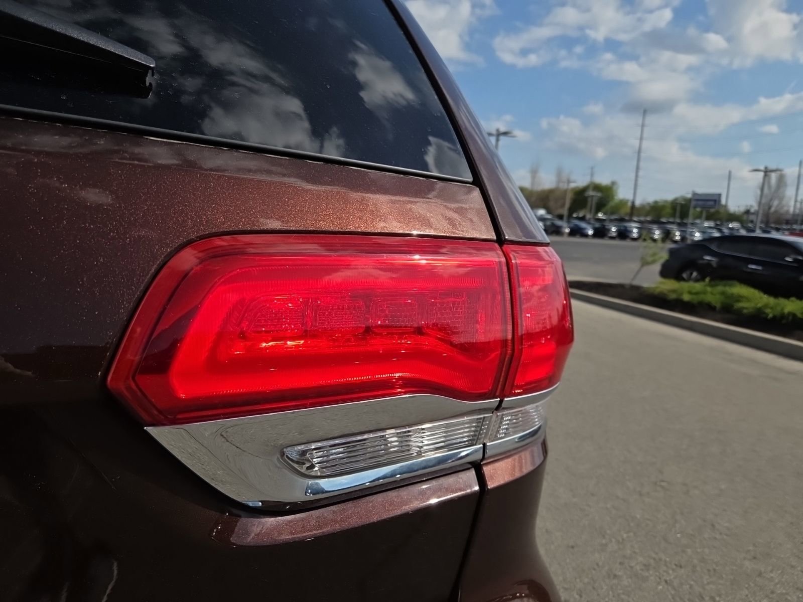 Used 2015 Jeep Grand Cherokee Summit image 6
