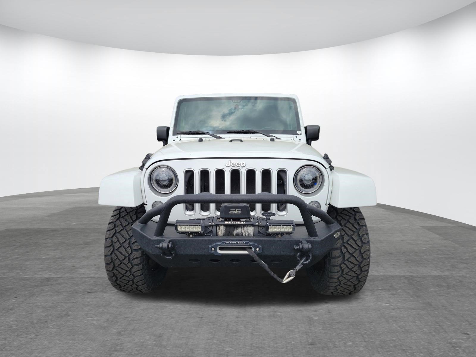 Used 2016 Jeep Wrangler Sahara w/ Connectivity Group image 14