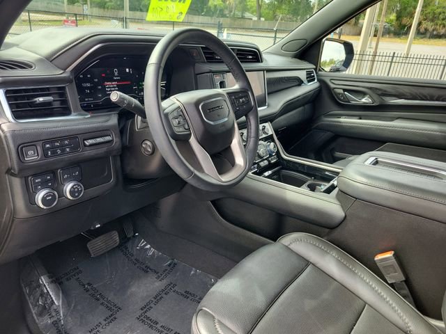 Used 2023 GMC Yukon Denali AWD/4WD image 12