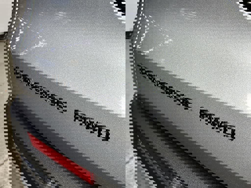 Used 2025 Chevrolet Traverse Z71 image 7