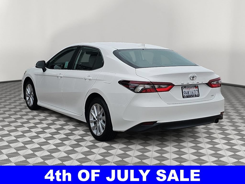 Used 2023 Toyota Camry LE FWD image 5