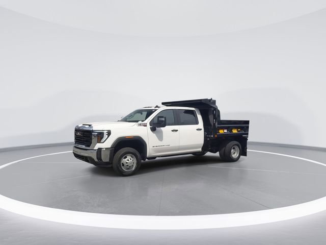 New 2025 GMC Sierra 3500 Pro w/ Convenience Package AWD/4WD image 4