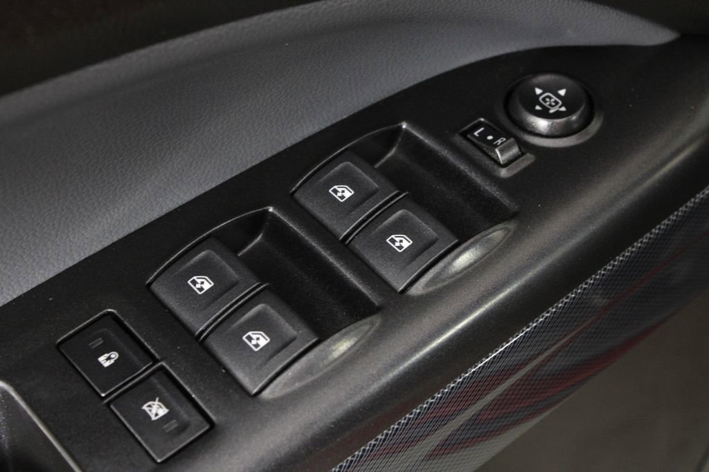 Used 2017 Chevrolet Colorado Z71 image 21