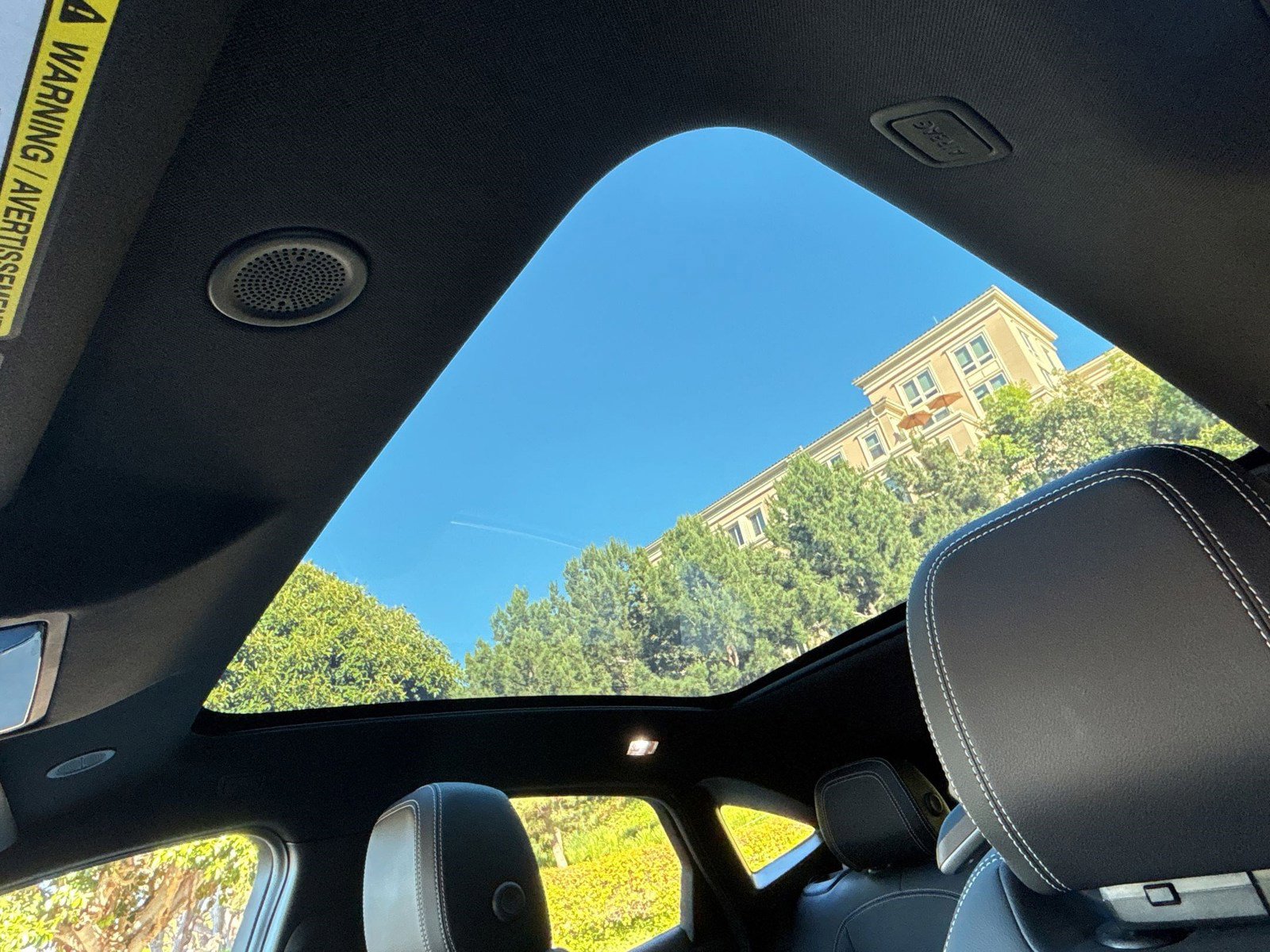 Used 2024 Jaguar E-PACE R-Dynamic SE image 14