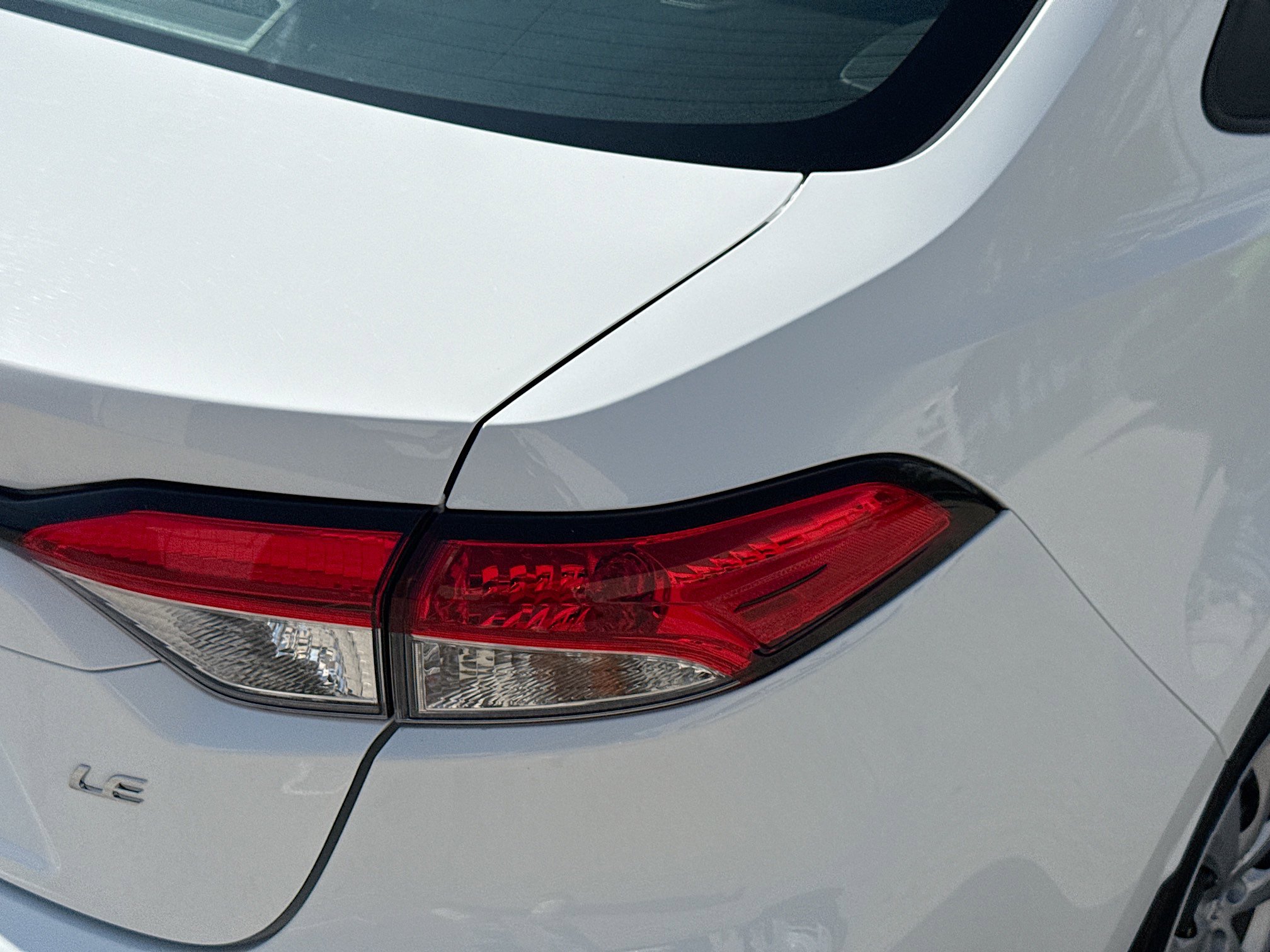 Used 2022 Toyota Corolla LE FWD image 24