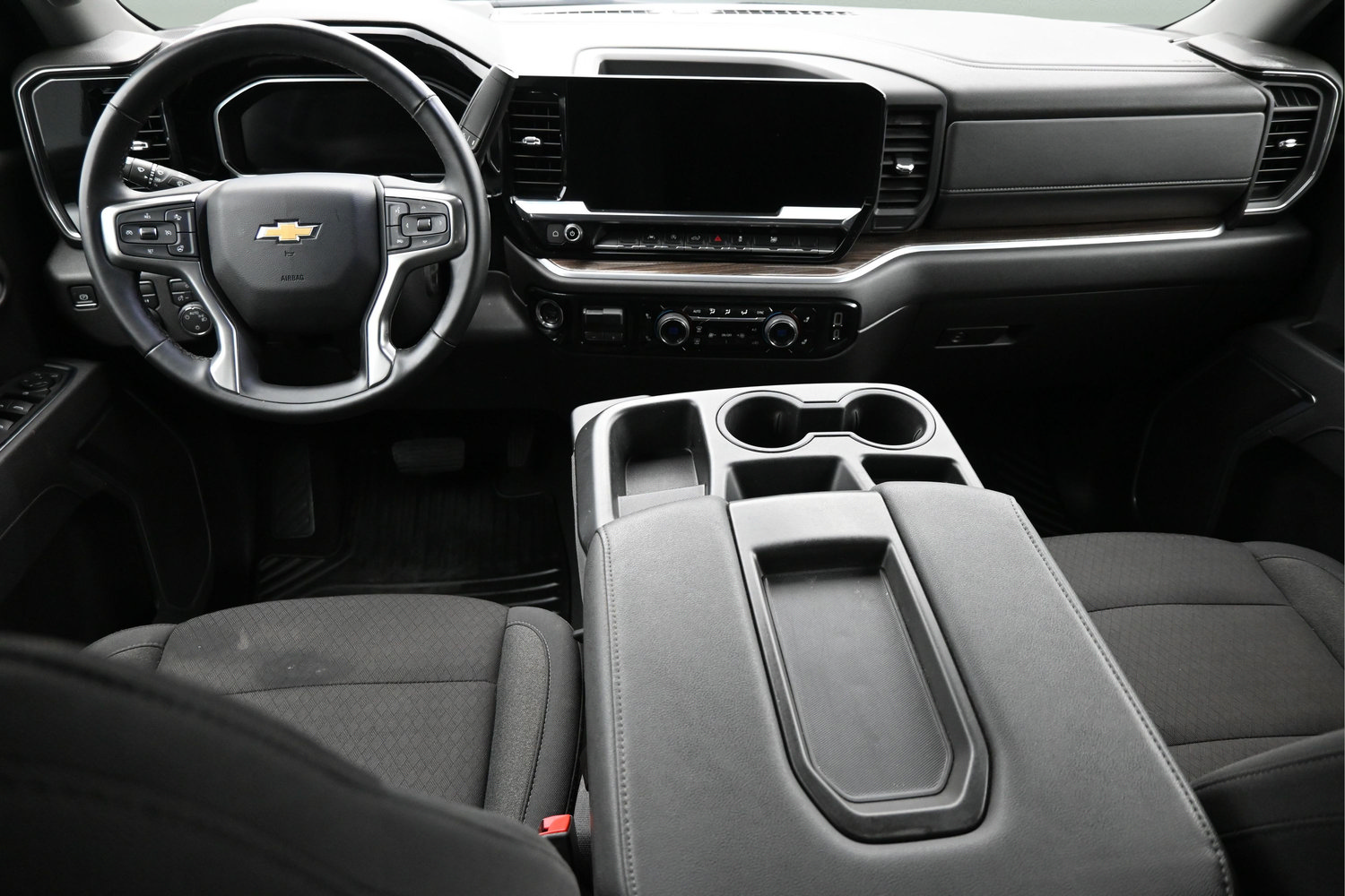 Used 2026 Chevrolet Silverado 1500 LT AWD/4WD image 10