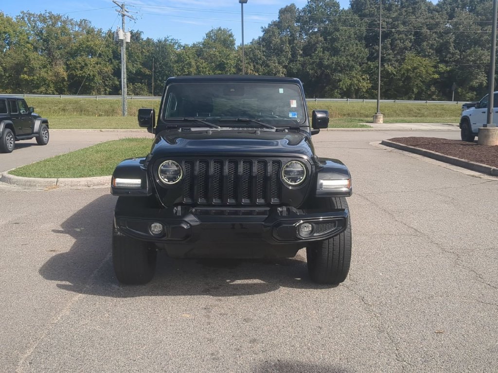 Used 2022 Jeep Wrangler Unlimited Sahara AWD/4WD image 8