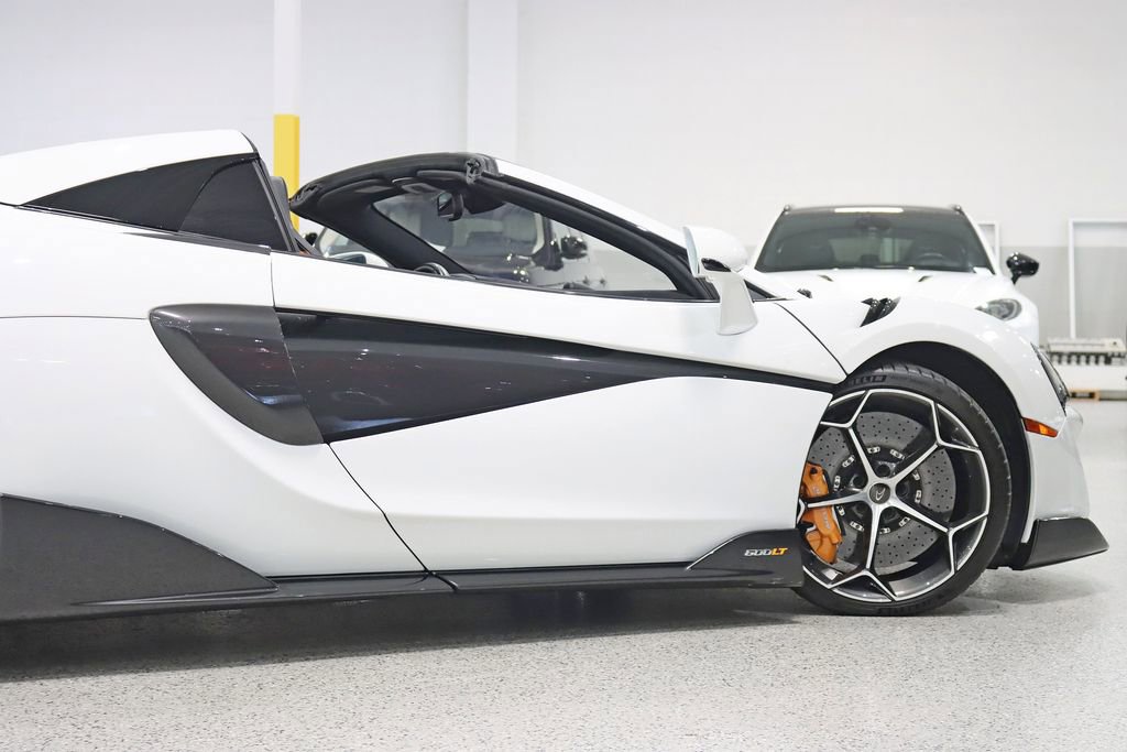 Used 2020 McLaren 600LT Spider RWD image 15