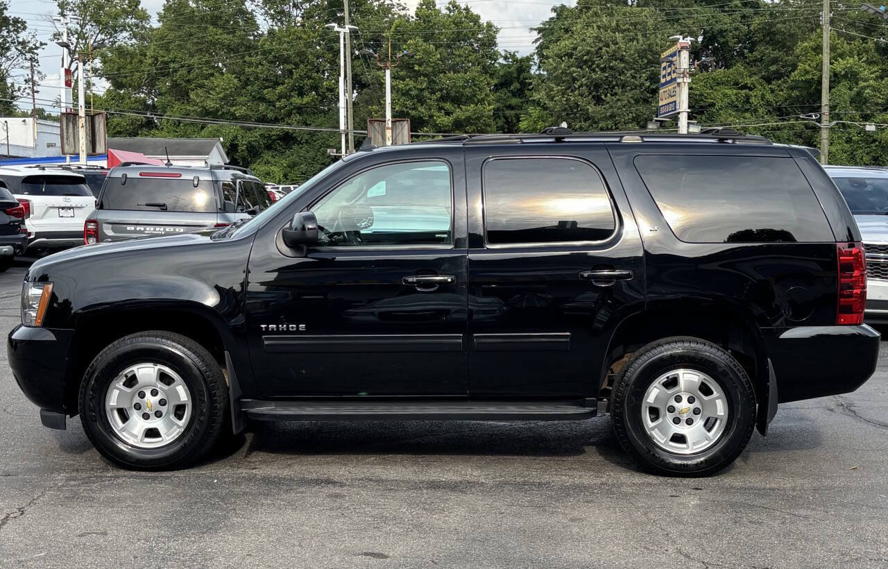 Used 2013 Chevrolet Tahoe LT w/ Luxury Package AWD/4WD image 5