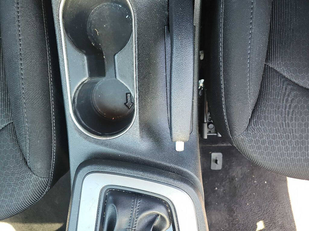 Used 2018 Hyundai Elantra SEL FWD image 15