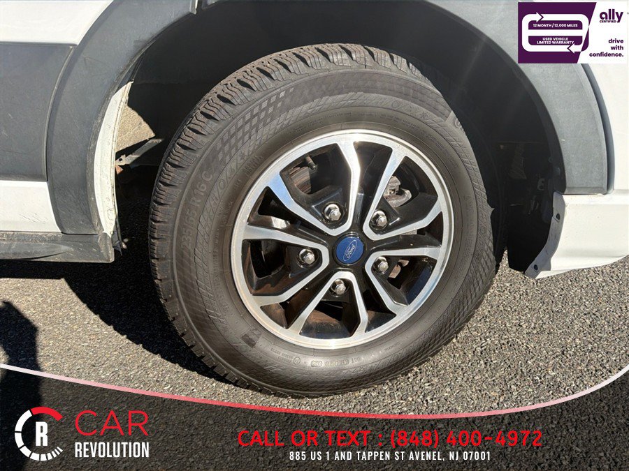 Used 2022 Ford Transit 350 XLT RWD image 24