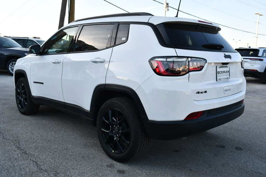 New 2026 Jeep Compass Latitude image 5