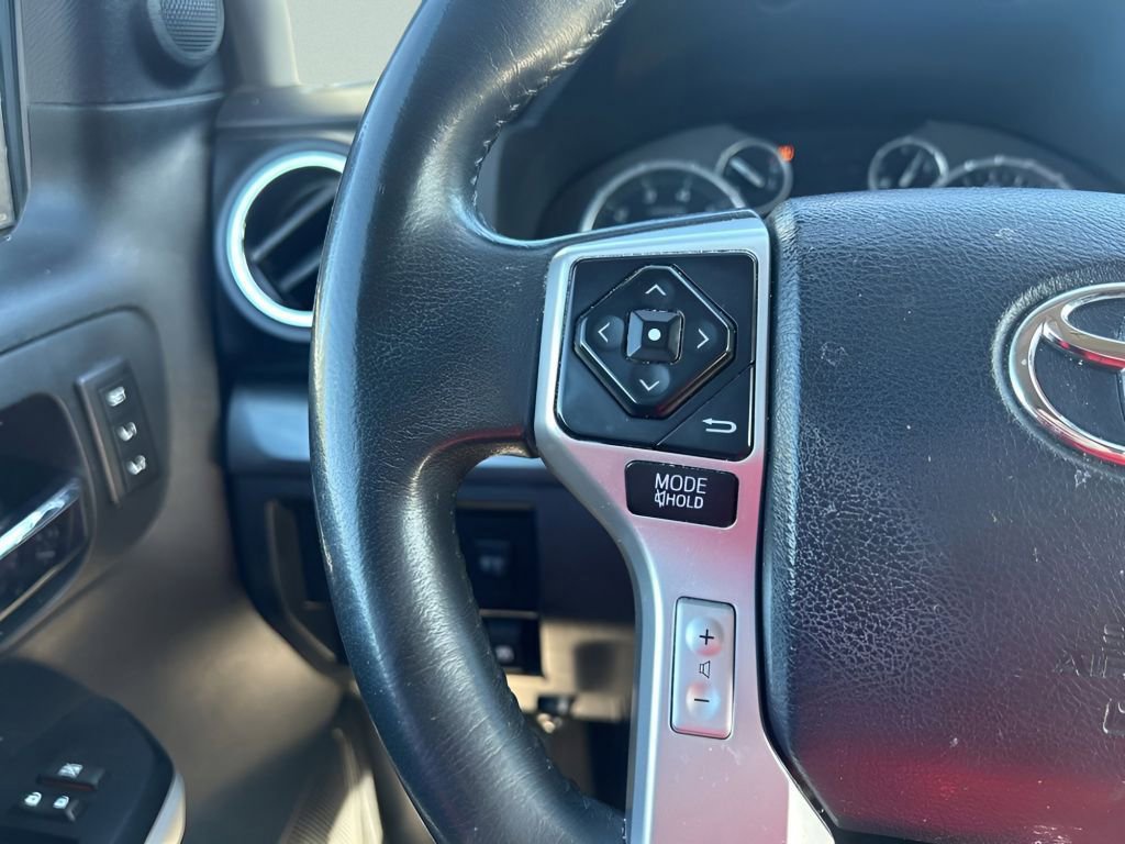Used 2017 Toyota Tundra Platinum image 25