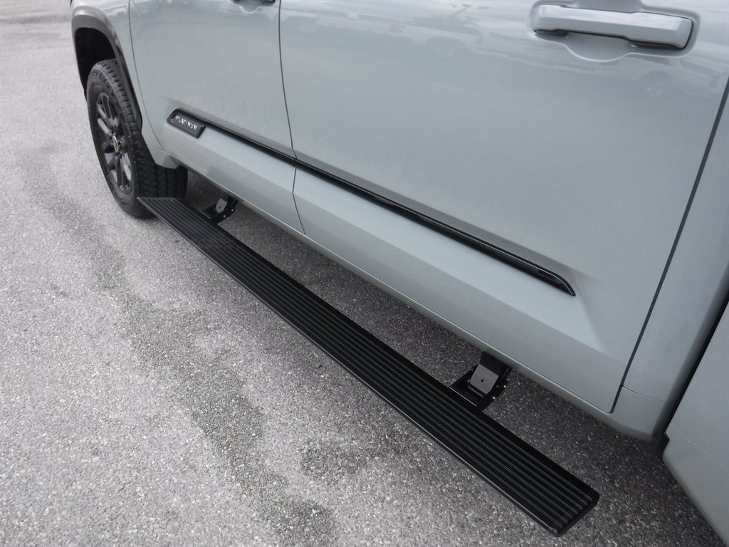 Used 2024 Toyota Tundra Platinum image 13