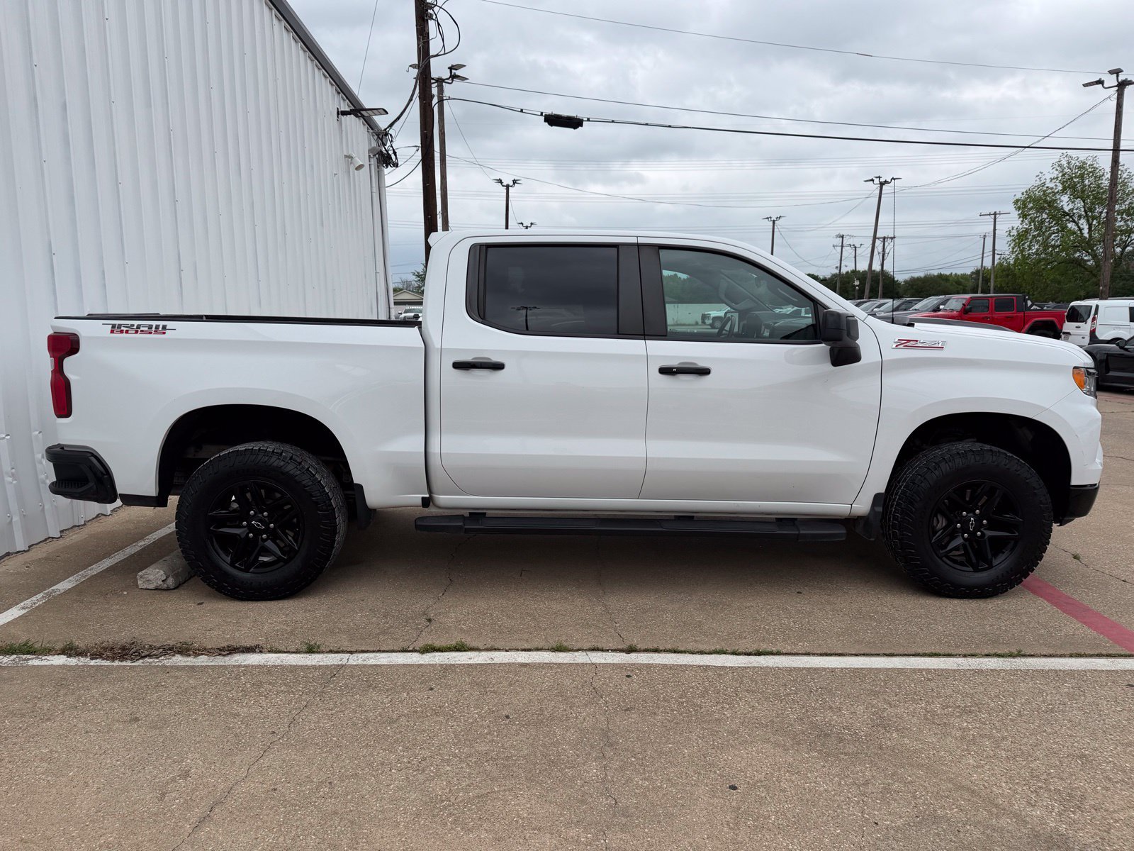 Used 2024 Chevrolet Silverado 1500 LT Trail Boss w/ Protection Package AWD/4WD image 8