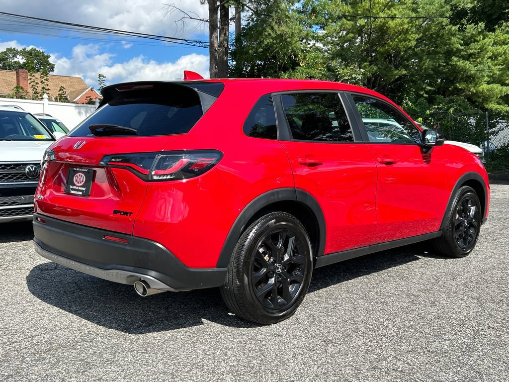 Used 2024 Honda HR-V Sport image 2