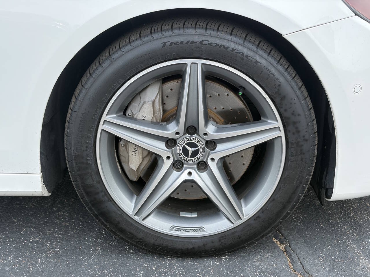 Used 2017 Mercedes-Benz E 300 4MATIC image 9