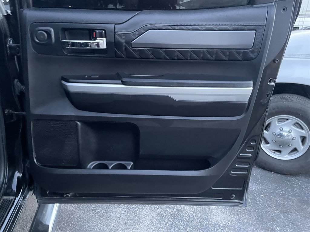 Used 2016 Toyota Tundra Platinum image 38