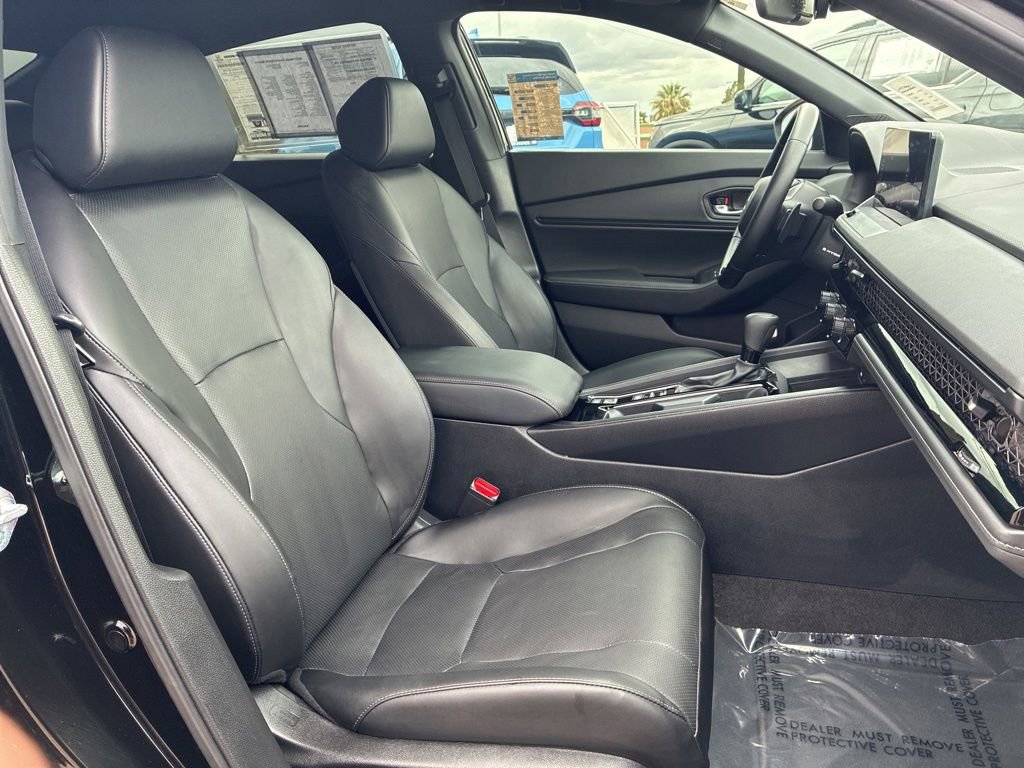 Used 2023 Honda Accord Sport image 12