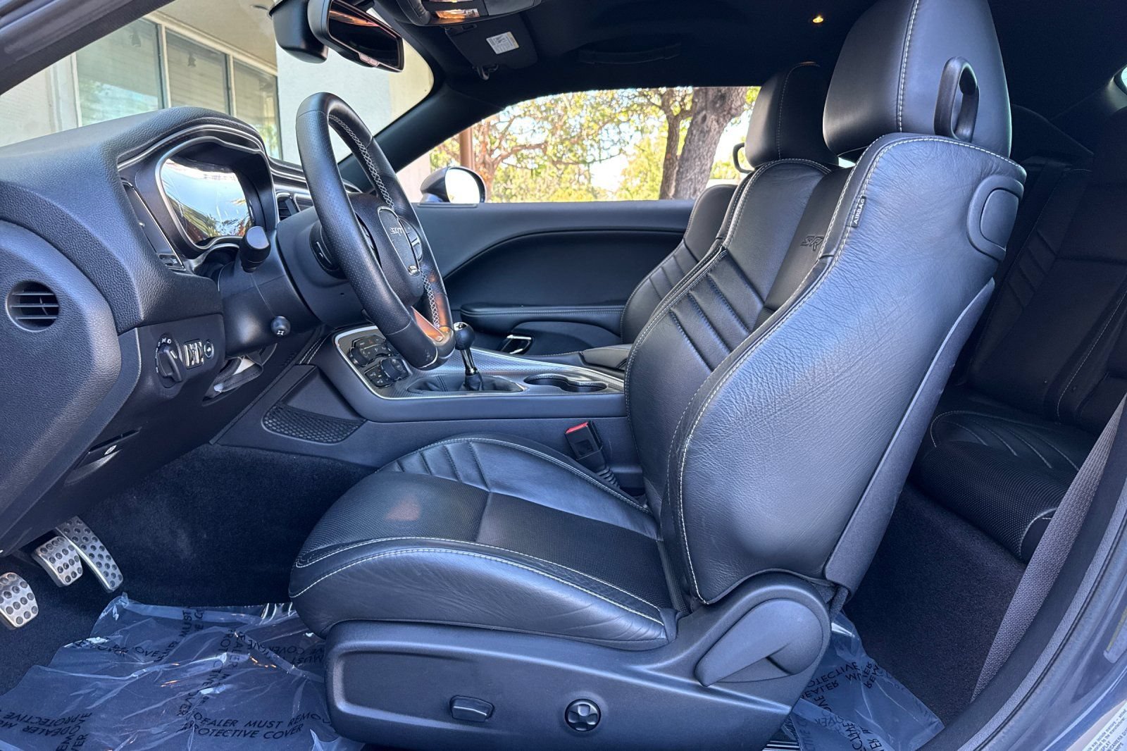 Used 2016 Dodge Challenger SRT Hellcat RWD image 10