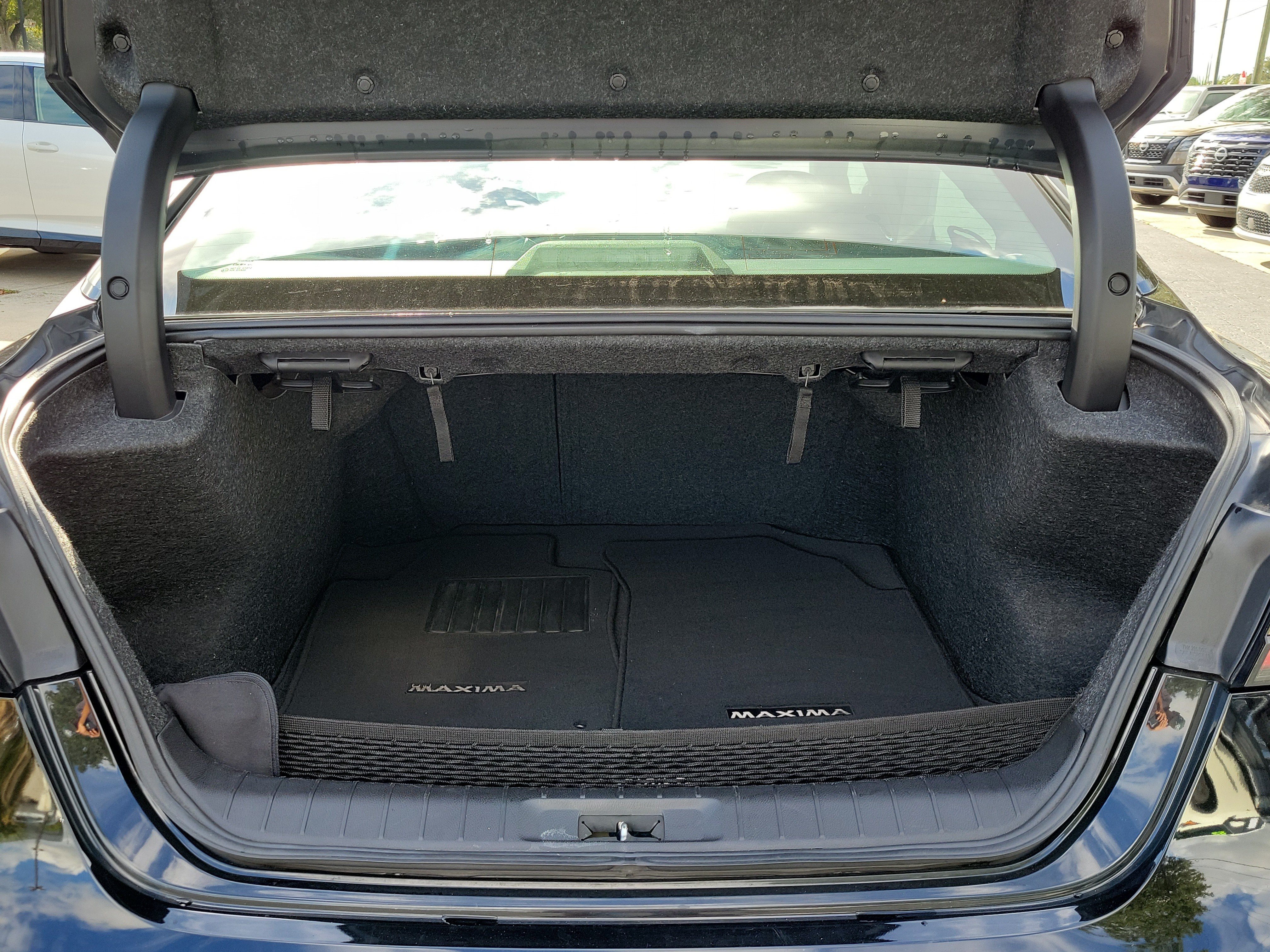 Certified 2023 Nissan Maxima SV w/ Floor Mat Group FWD image 10