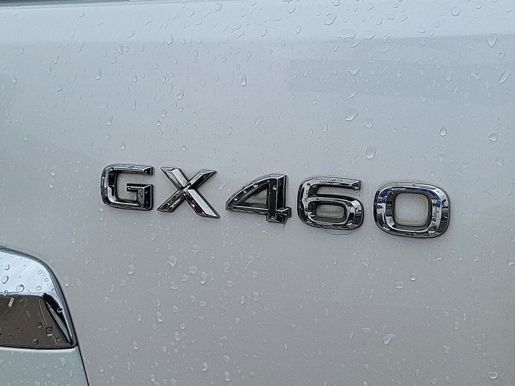 Used 2017 Lexus GX 460 Premium image 32