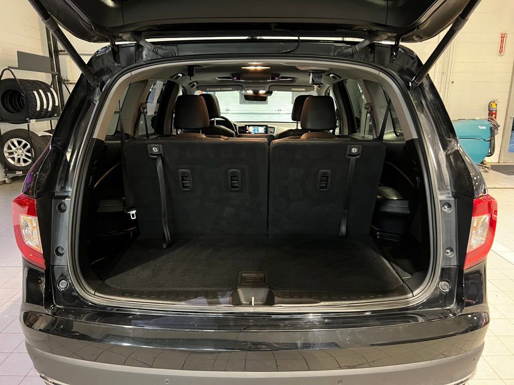 Used 2022 Honda Pilot Touring image 11