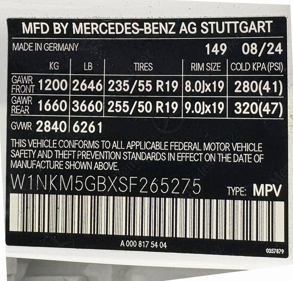 Used 2025 Mercedes-Benz GLC 350e 4MATIC w/ AMG Line image 34