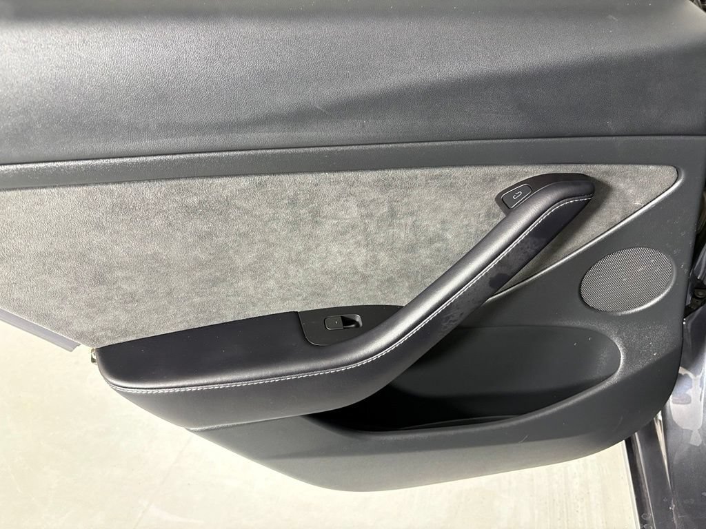 Used 2023 Tesla Model 3 Standard Range RWD image 38