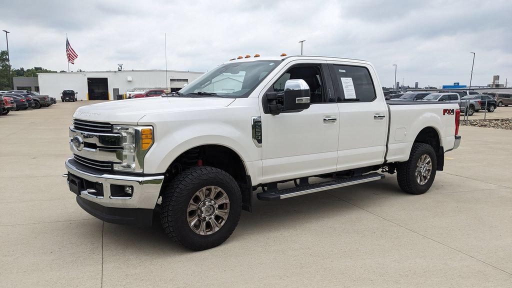 Used 2017 Ford F250 Lariat w/ Lariat Ultimate Package AWD/4WD image 7