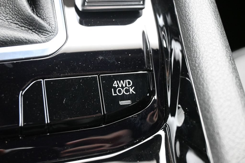 New 2026 Jeep Compass Latitude AWD/4WD image 15